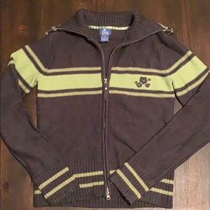 Sweater with full zipper